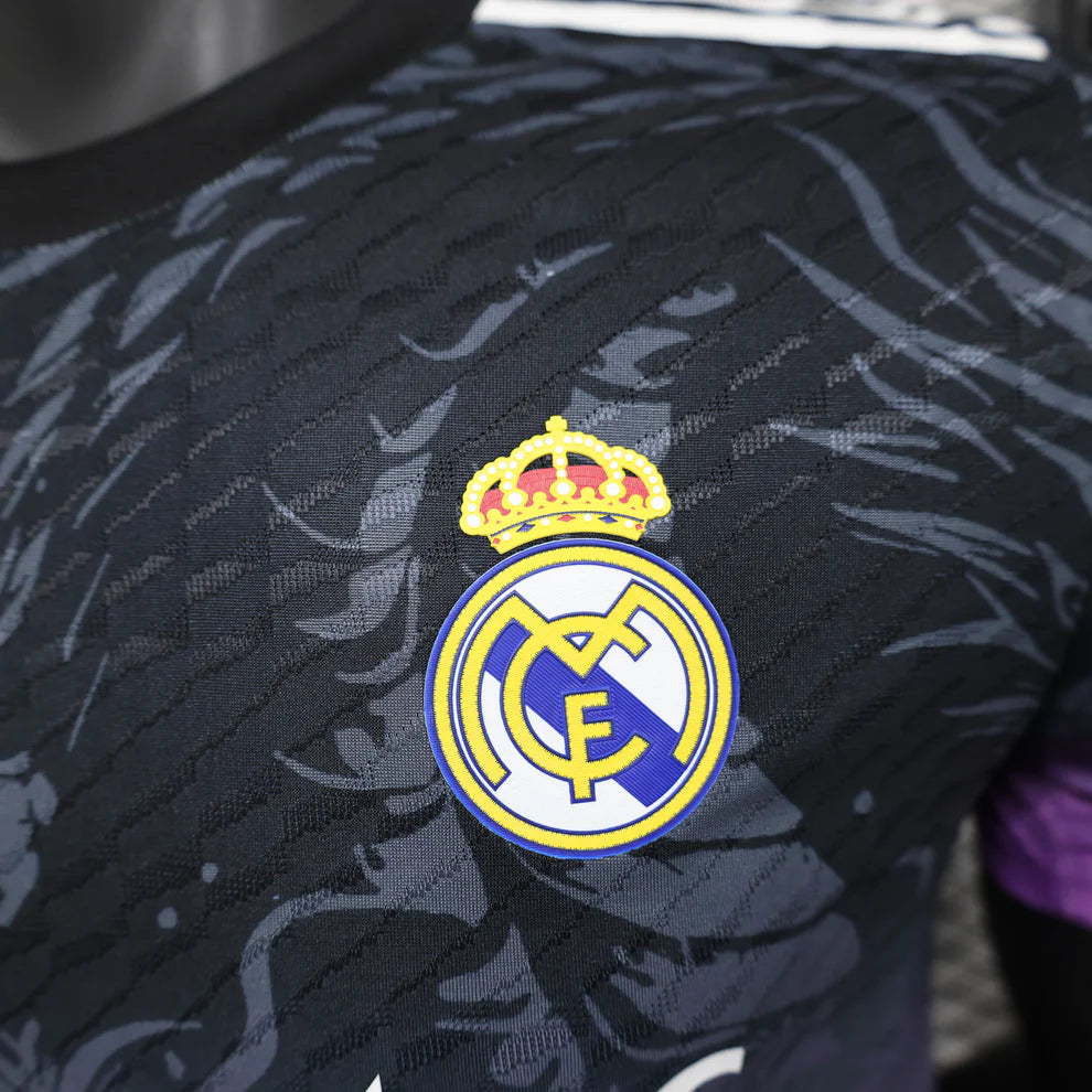 2025-26 Real Madrid Joueur Spécial Purple Dragon